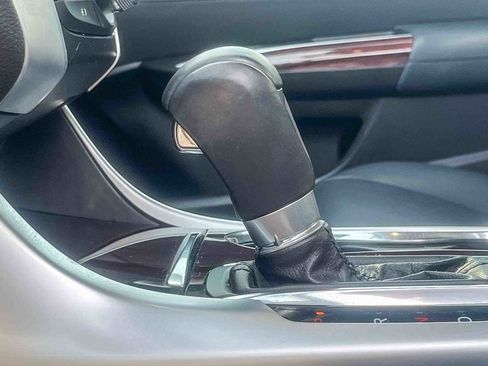 Used 2016 Acura TLX image 22