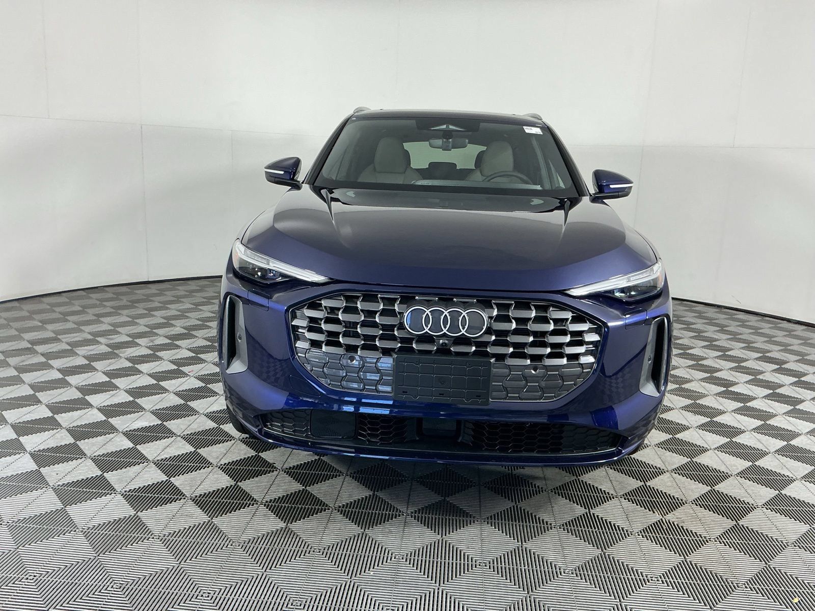 New 2026 Audi Q5 Premium Plus AWD/4WD image 2