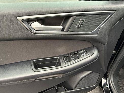Used 2018 Ford Edge SE AWD/4WD image 21