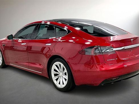 Used 2017 Tesla Model S 75 image 4