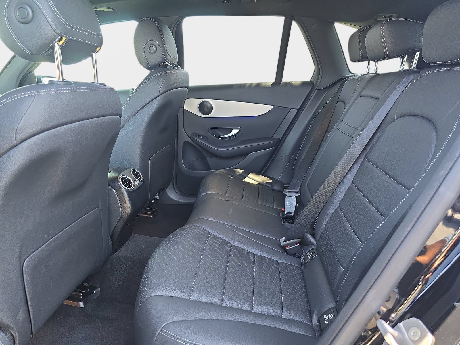Used 2020 Mercedes-Benz GLC 300 image 18