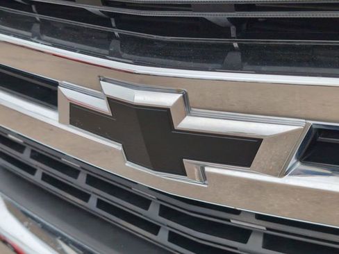 Certified 2022 Chevrolet Silverado 1500 LT w/ Z71 Off-Road Package AWD/4WD image 29