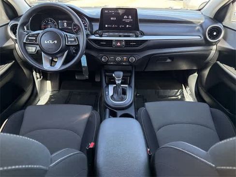 Used 2024 Kia Forte LXS w/ LXS Technology Package image 12