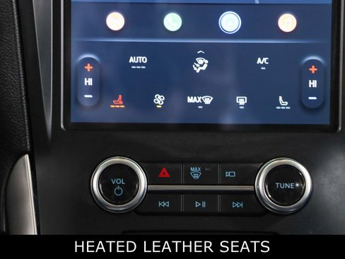 Used 2024 Ford Edge SEL image 20