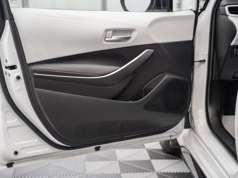 Certified 2025 Toyota Corolla SE FWD image 35