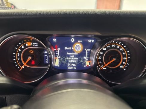 Used 2022 Jeep Wrangler Willys image 27