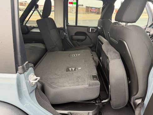 Used 2025 Jeep Wrangler Unlimited Rubicon 4xe w/ Safety Group image 33