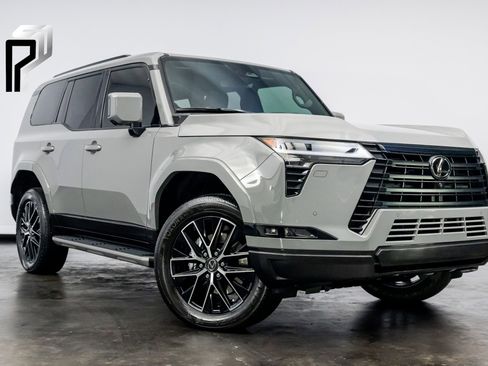 Used 2025 Lexus GX 550 image 1