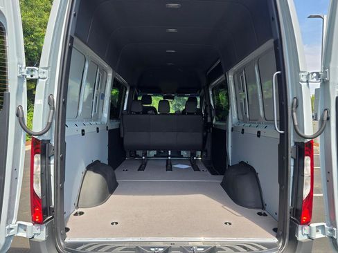 New 2026 Mercedes-Benz Sprinter 2500 image 18