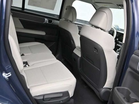 New 2027 Hyundai Santa Fe SEL AWD/4WD image 12