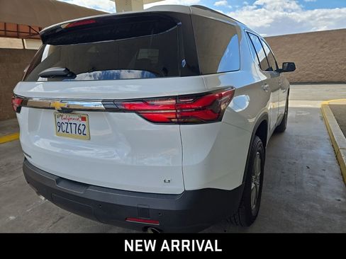 Certified 2023 Chevrolet Traverse LT image 4