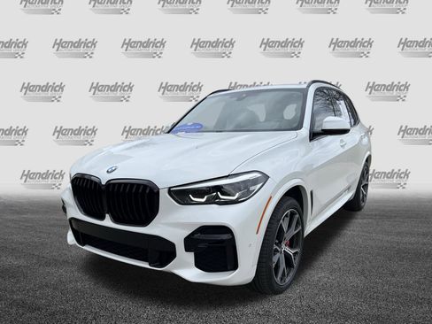 Used 2022 BMW X5 xDrive40i w/ M Sport Package image 5