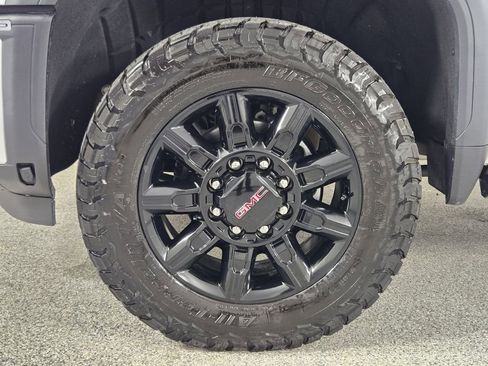 Used 2026 GMC Sierra 2500 AT4 w/ AT4 Premium Plus Package AWD/4WD image 13