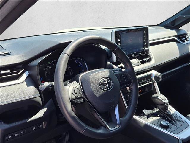 Used 2021 Toyota RAV4 XSE AWD/4WD image 9