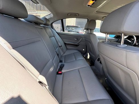 Used 2011 BMW 328i xDrive Sedan w/ Premium Pkg AWD/4WD image 12