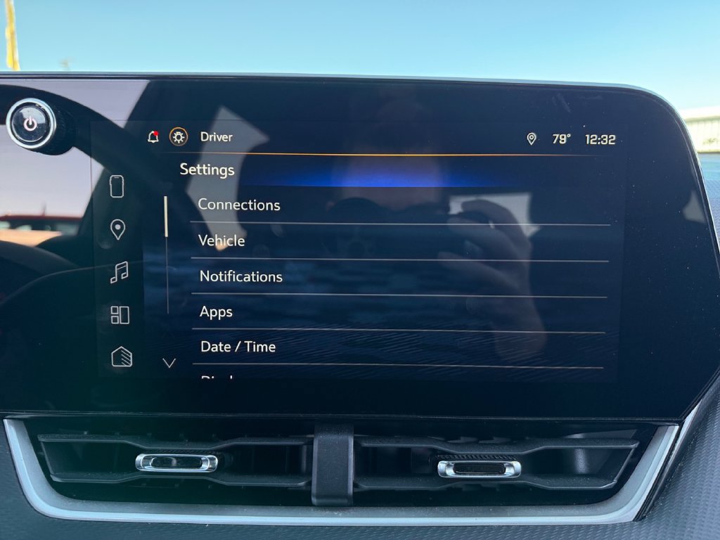 Used 2025 Chevrolet Equinox LT w/ Safety and Technology Package AWD/4WD image 45