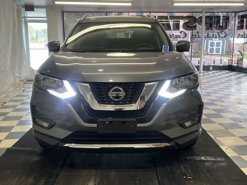 Used 2020 Nissan Rogue SL AWD/4WD image 2