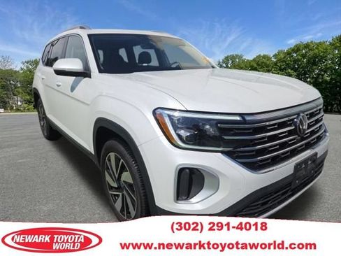 Used 2024 Volkswagen Atlas SEL AWD/4WD image 1