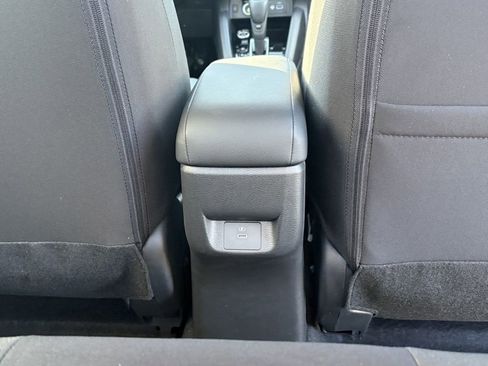 New 2025 Nissan Versa SV w/ Trunk Package image 20