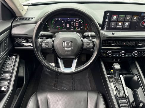 Used 2024 Honda Accord Touring image 29