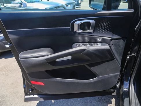 Used 2023 Kia Sorento S FWD image 22