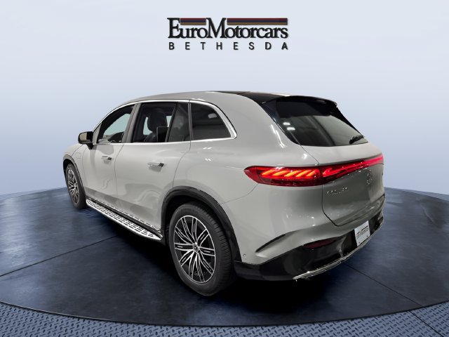 Certified 2023 Mercedes-Benz EQS 580 4MATIC SUV image 3