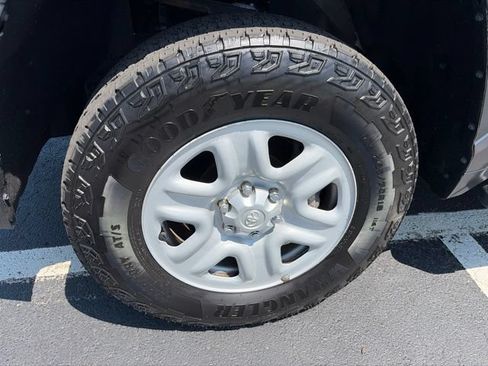 Used 2023 Toyota Tundra SR AWD/4WD image 10