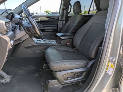 Used 2020 Ford Explorer XLT w/ Comfort Package AWD/4WD image 7