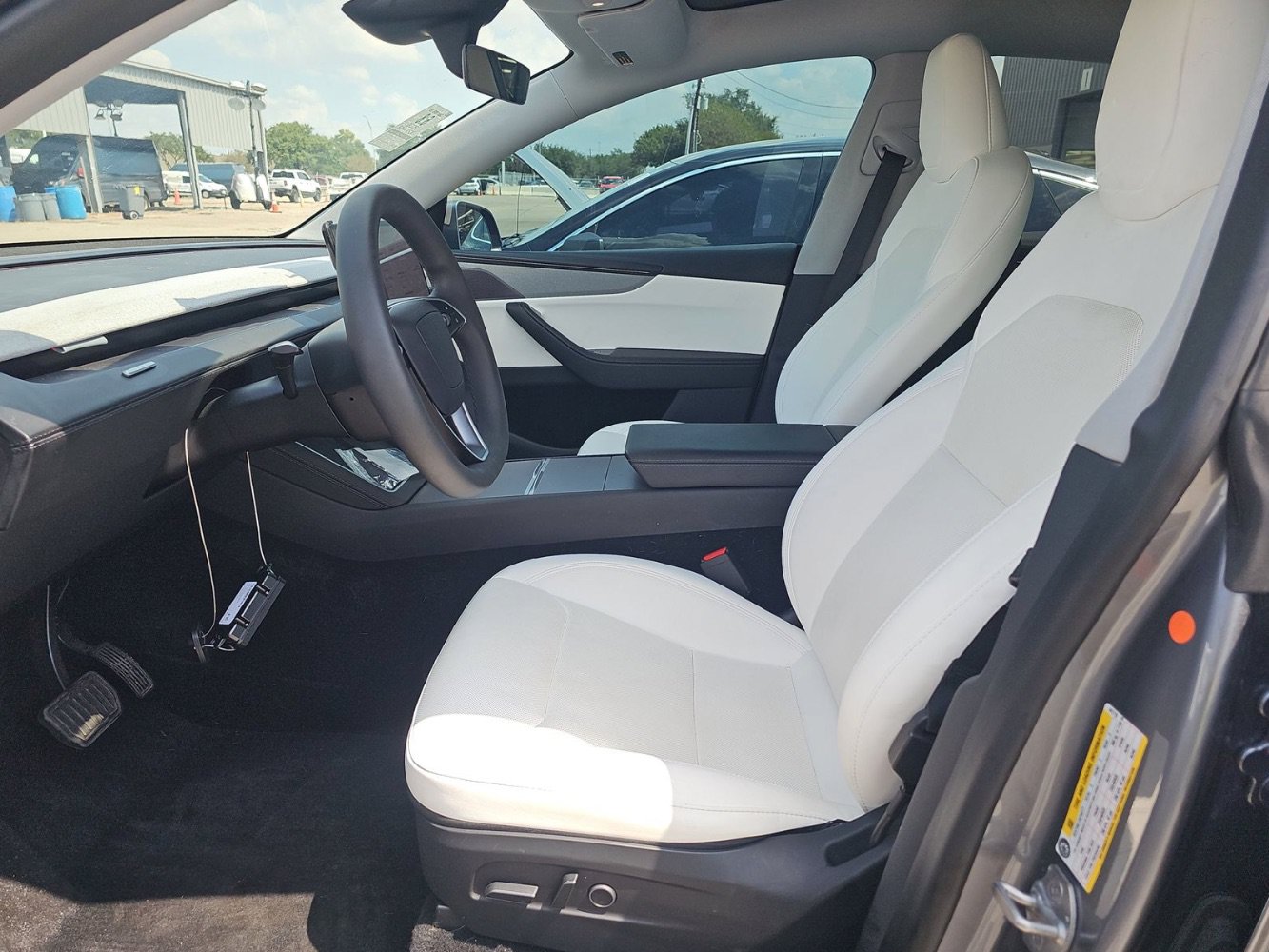 Used 2026 Tesla Model Y Long Range AWD/4WD image 7