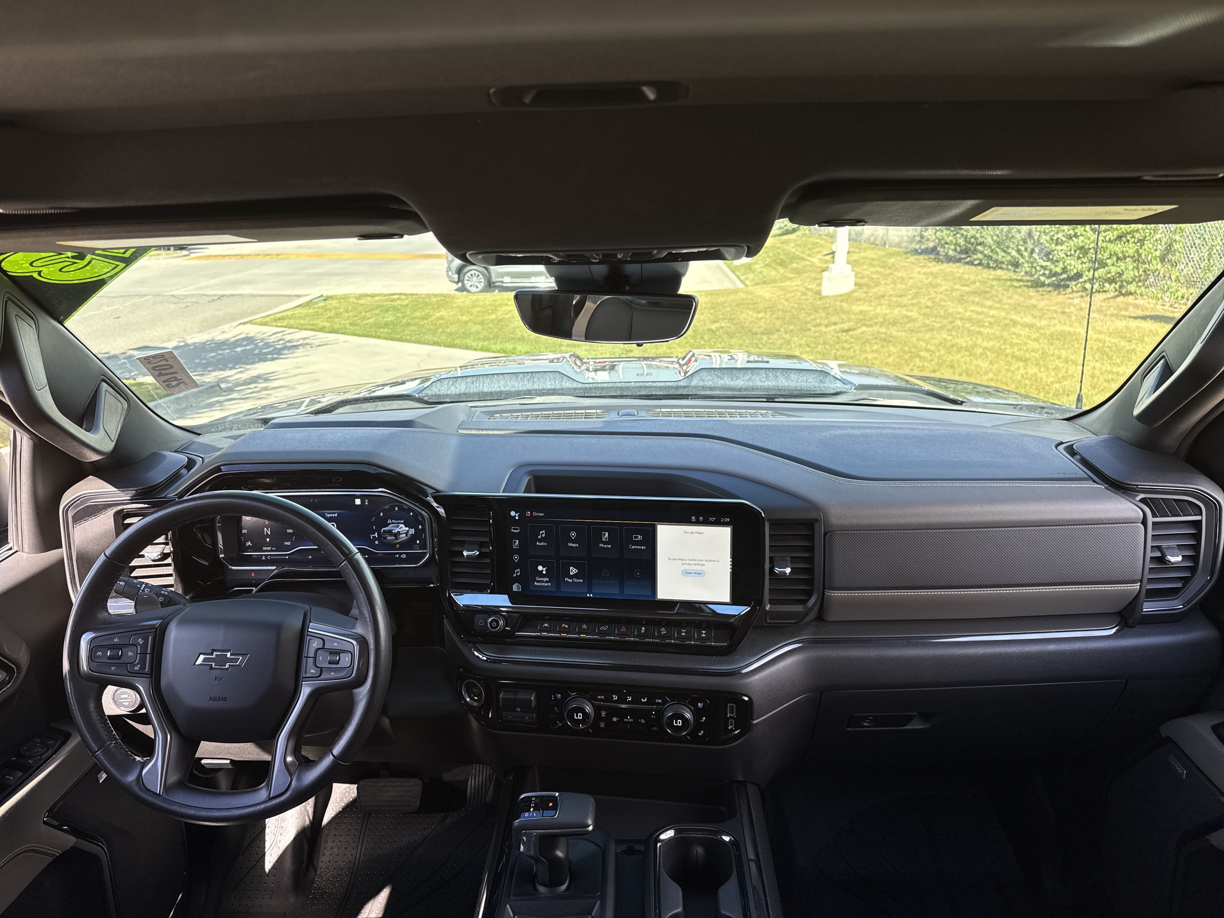 Used 2023 Chevrolet Silverado 1500 ZR2 w/ Technology Package AWD/4WD image 23