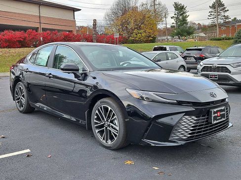 New 2026 Toyota Camry XLE image 13