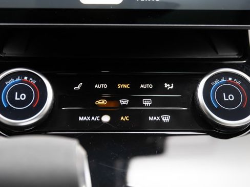 Used 2023 Land Rover Range Rover Sport SE AWD/4WD image 99