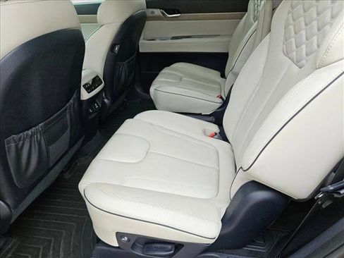 Used 2021 Hyundai Palisade Limited image 10