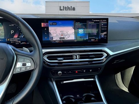 Used 2024 BMW 330i xDrive Sedan w/ Convenience Package image 13