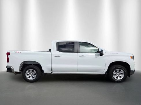 Used 2025 Chevrolet Silverado 1500 LT AWD/4WD image 6