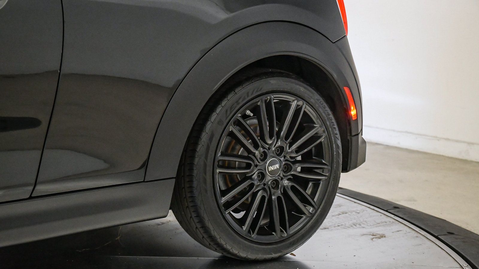Used 2023 MINI Cooper S FWD image 12