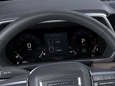 New 2026 GMC Canyon Denali AWD/4WD image 18