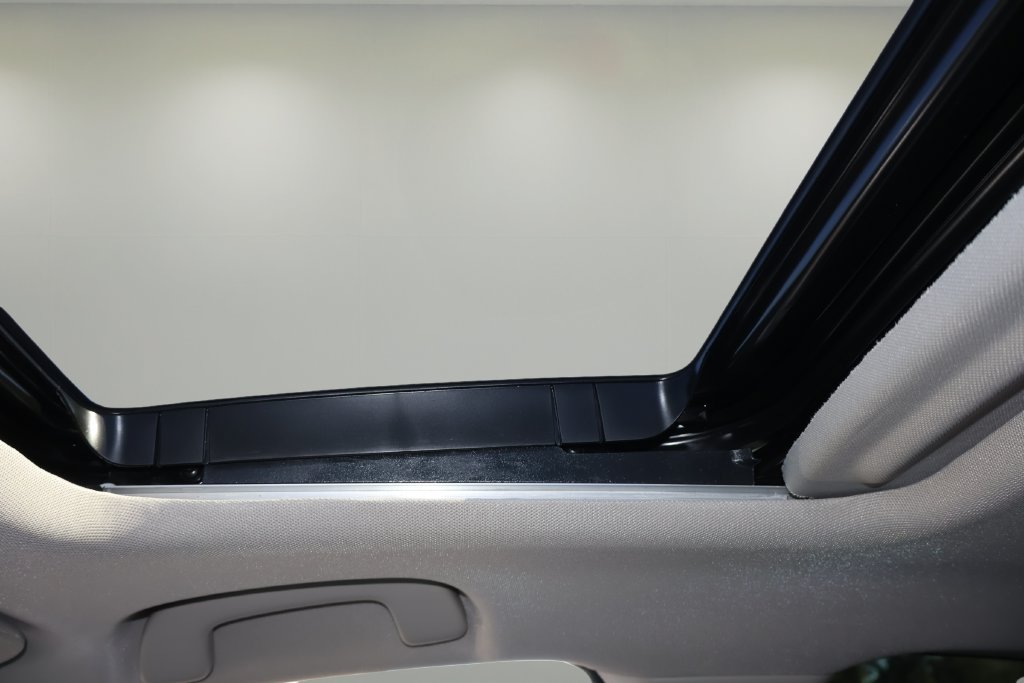 Used 2026 Honda Accord SE image 24