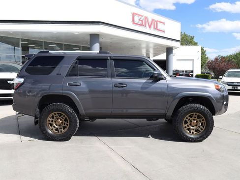 Used 2022 Toyota 4Runner SR5 w/ Wilderness Package (TMS) AWD/4WD image 7