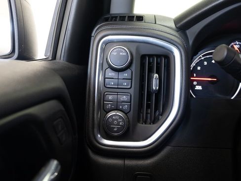 Used 2022 Chevrolet Silverado 1500 LT Trail Boss w/ Safety Package AWD/4WD image 27