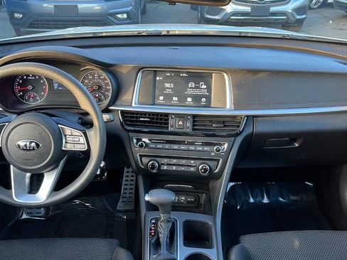 Used 2019 Kia Optima LX image 9
