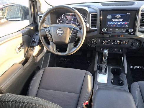 Used 2024 Nissan Frontier SV w/ Hardbody Edition AWD/4WD image 24