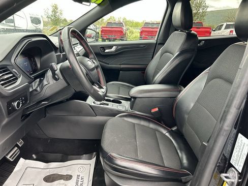 Used 2023 Ford Escape ST-Line AWD/4WD image 21