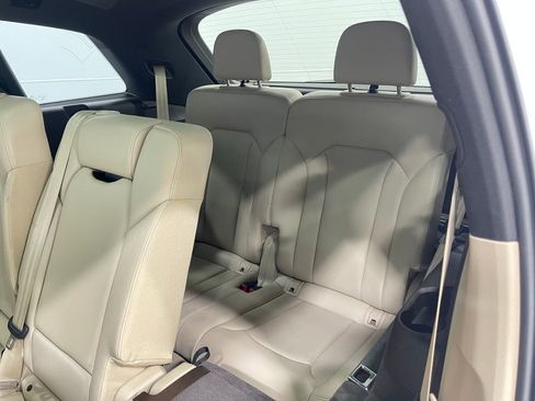 Used 2018 Audi Q7 3.0T Prestige w/ Prestige Package image 29