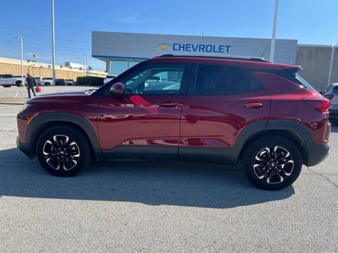 Used 2023 Chevrolet TrailBlazer LT FWD image 6