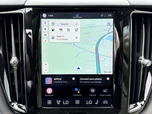 Used 2023 Volvo XC60 B5 Core AWD/4WD image 18