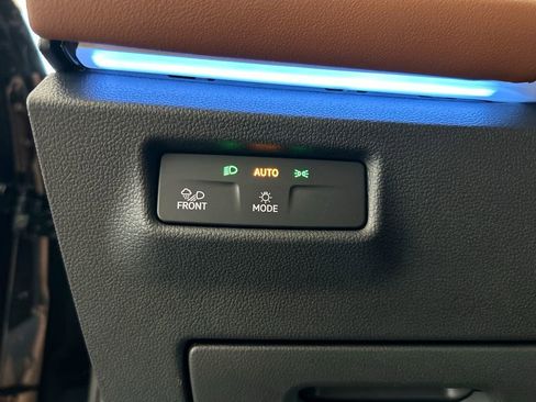 New 2026 Volkswagen Tiguan SEL R-Line image 15