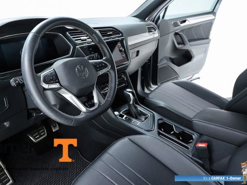 Used 2023 Volkswagen Tiguan SE R-Line image 19