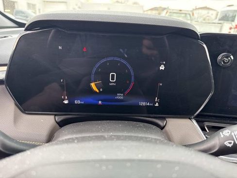 Used 2024 Chevrolet TrailBlazer ACTIV image 39