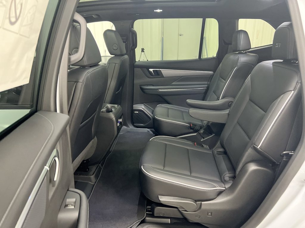 New 2027 Buick Enclave Sport Touring w/ Power Package AWD/4WD image 24